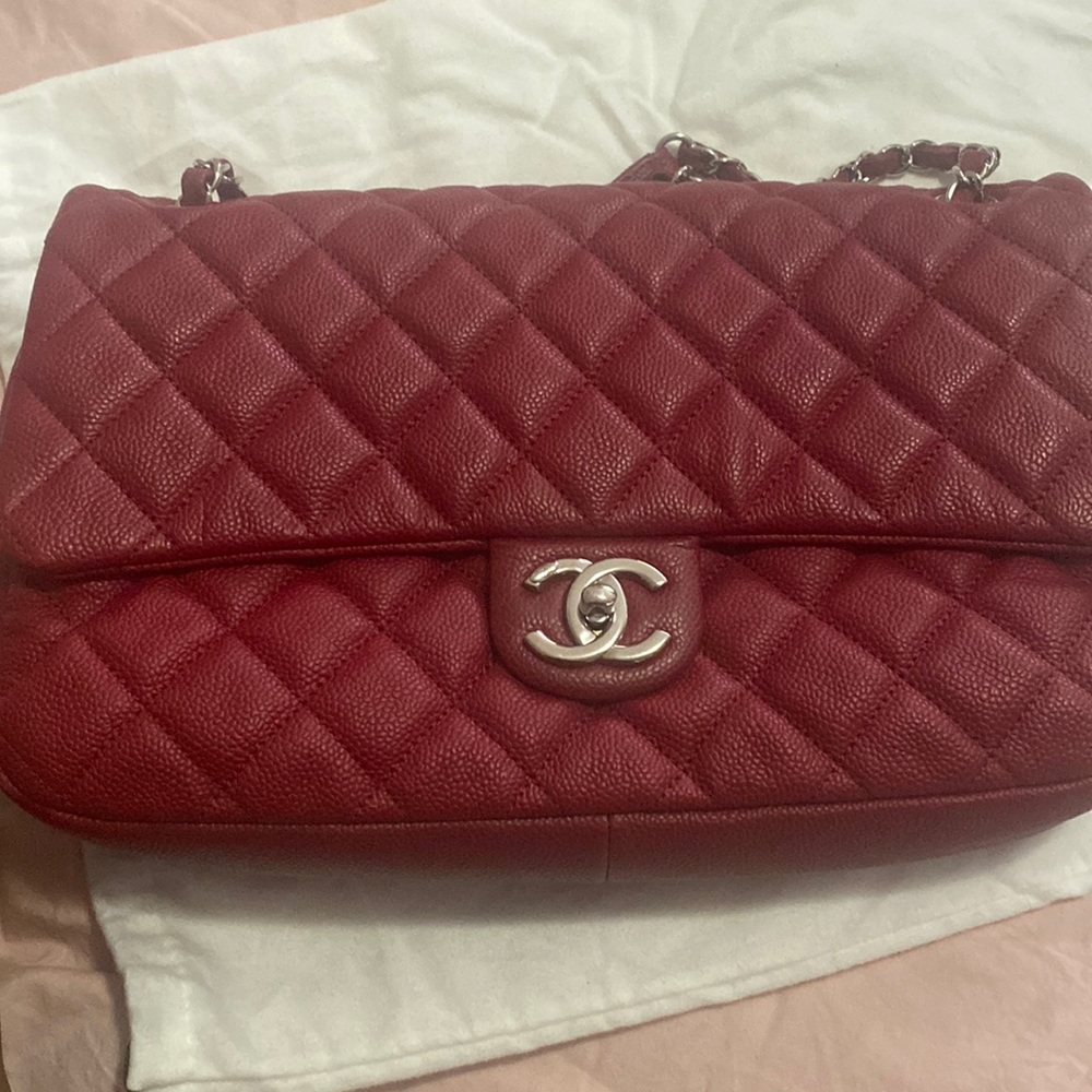 Authentic Chanel bag medium classic bag